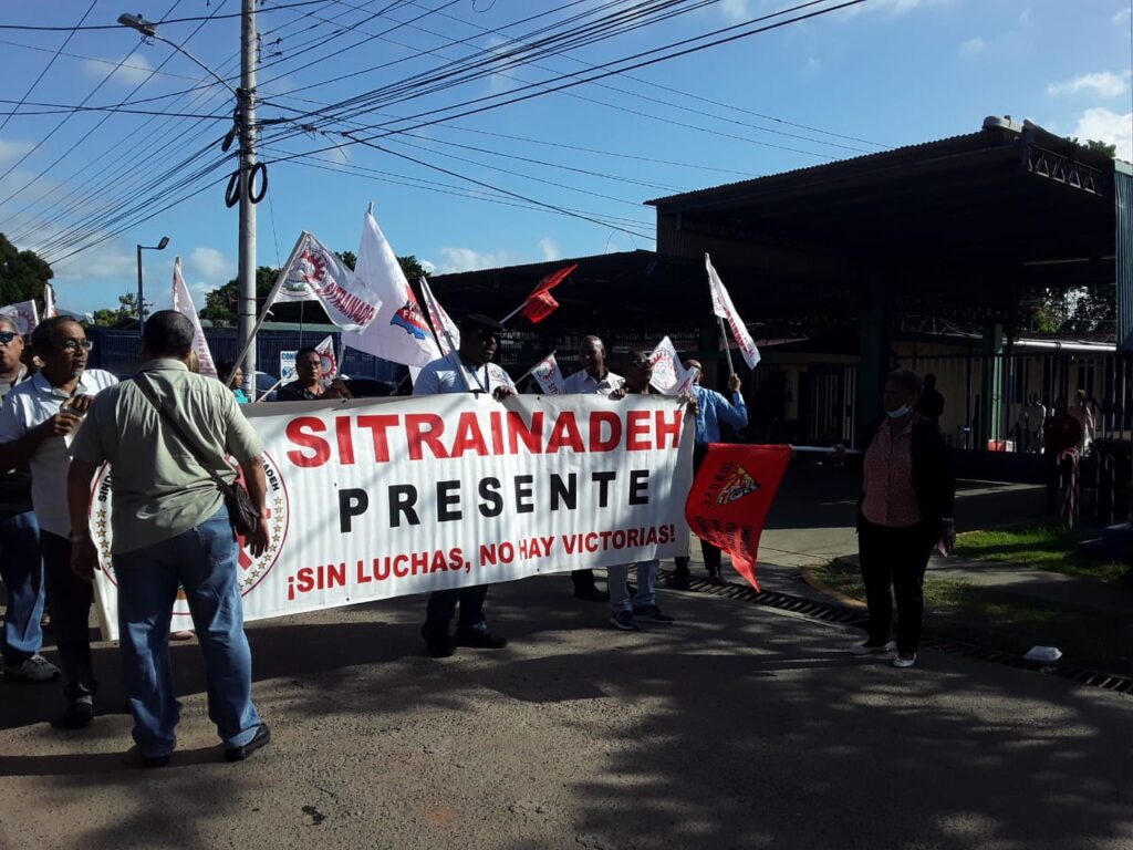 Protesta en el INADEH